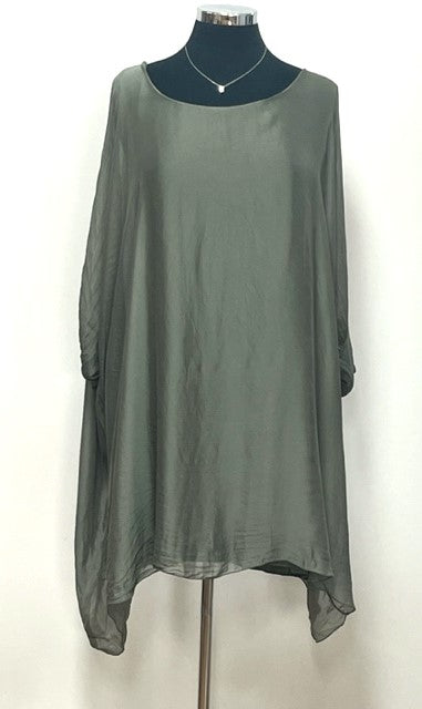 Caprice Silk Blend Tunic – Luna and Sage Boutique